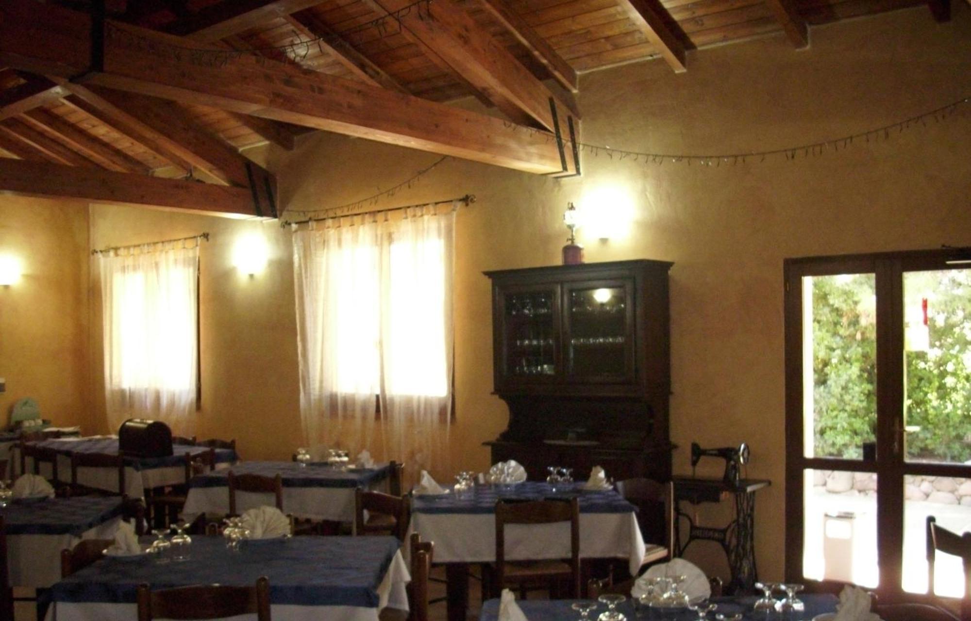 Agriturismo Il Paradiso Iglesias Luaran gambar